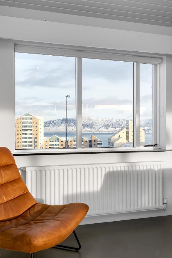 Penthouse Apt On The Shopping Street-Free Parking Reykjavík Exterior foto