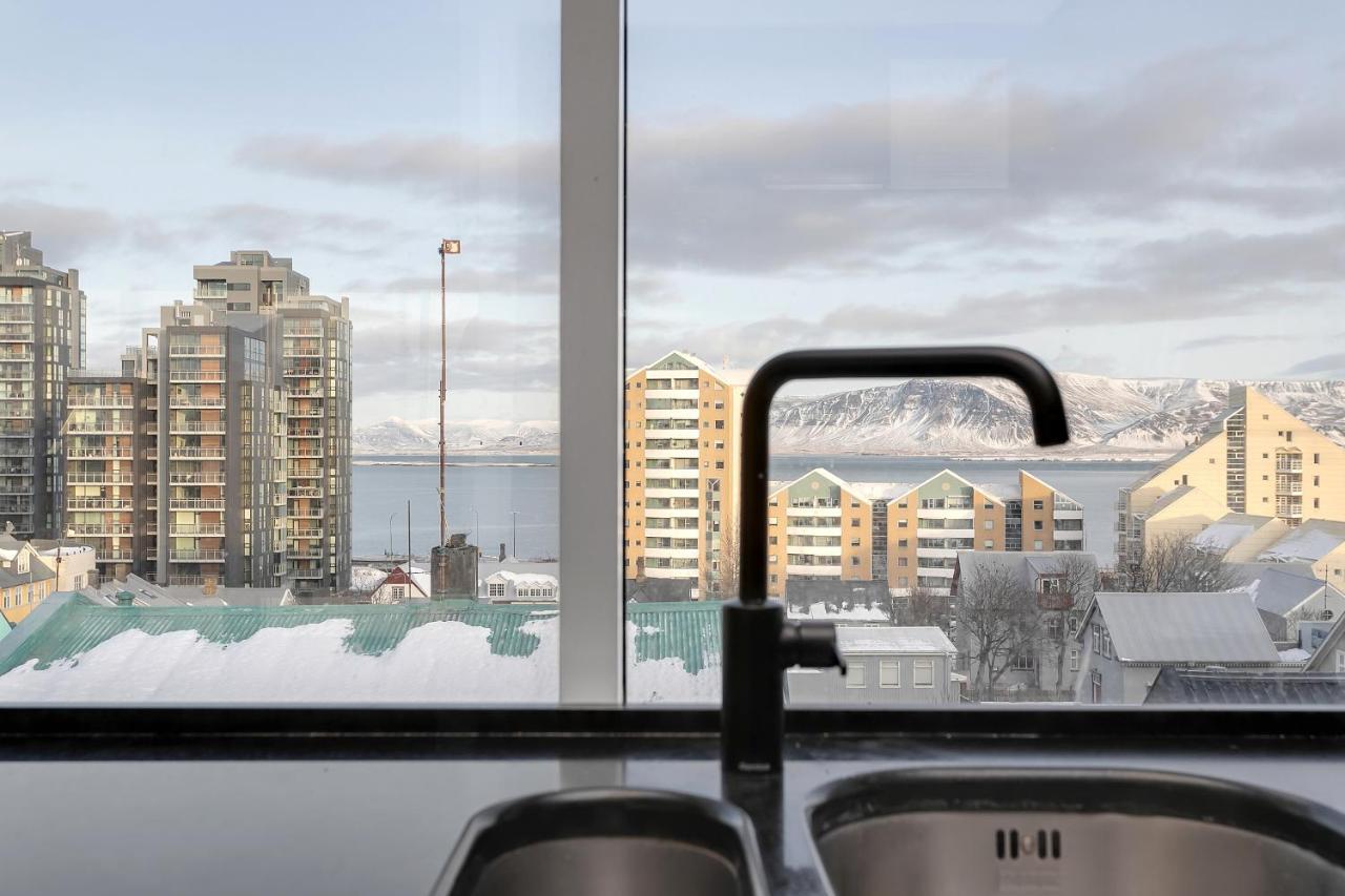 Penthouse Apt On The Shopping Street-Free Parking Reykjavík Exterior foto