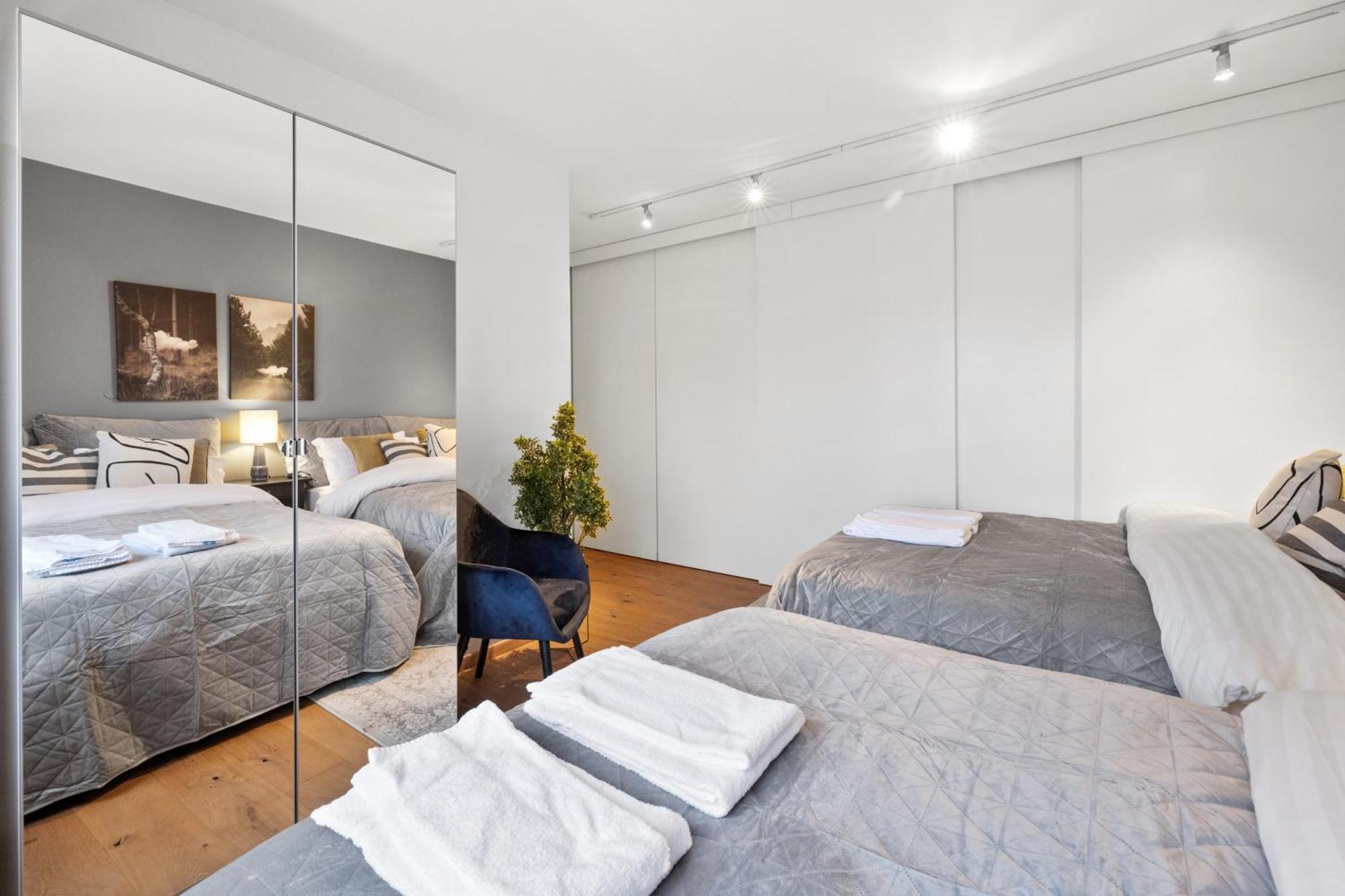 Penthouse Apt On The Shopping Street-Free Parking Reykjavík Exterior foto