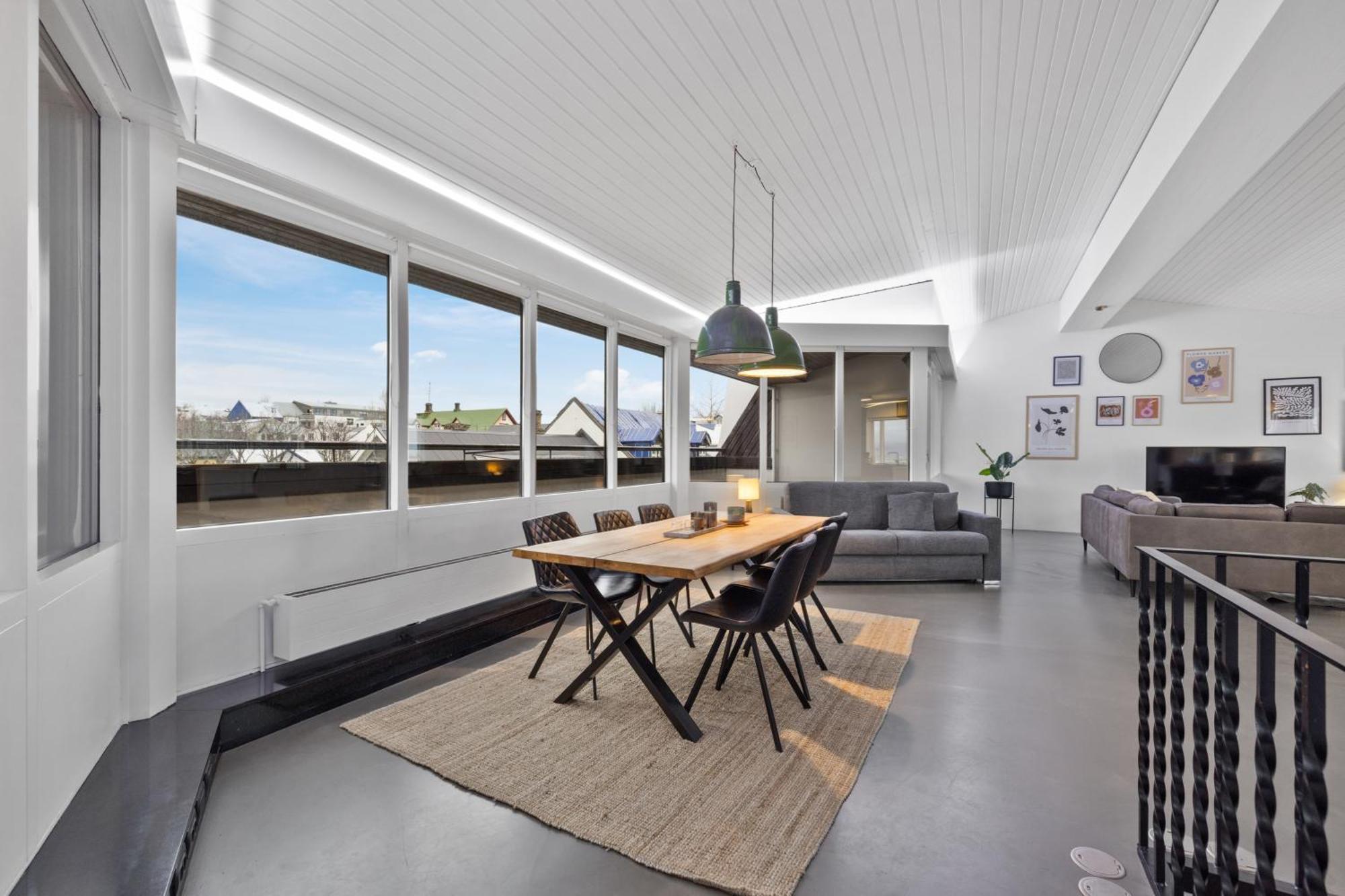 Penthouse Apt On The Shopping Street-Free Parking Reykjavík Exterior foto